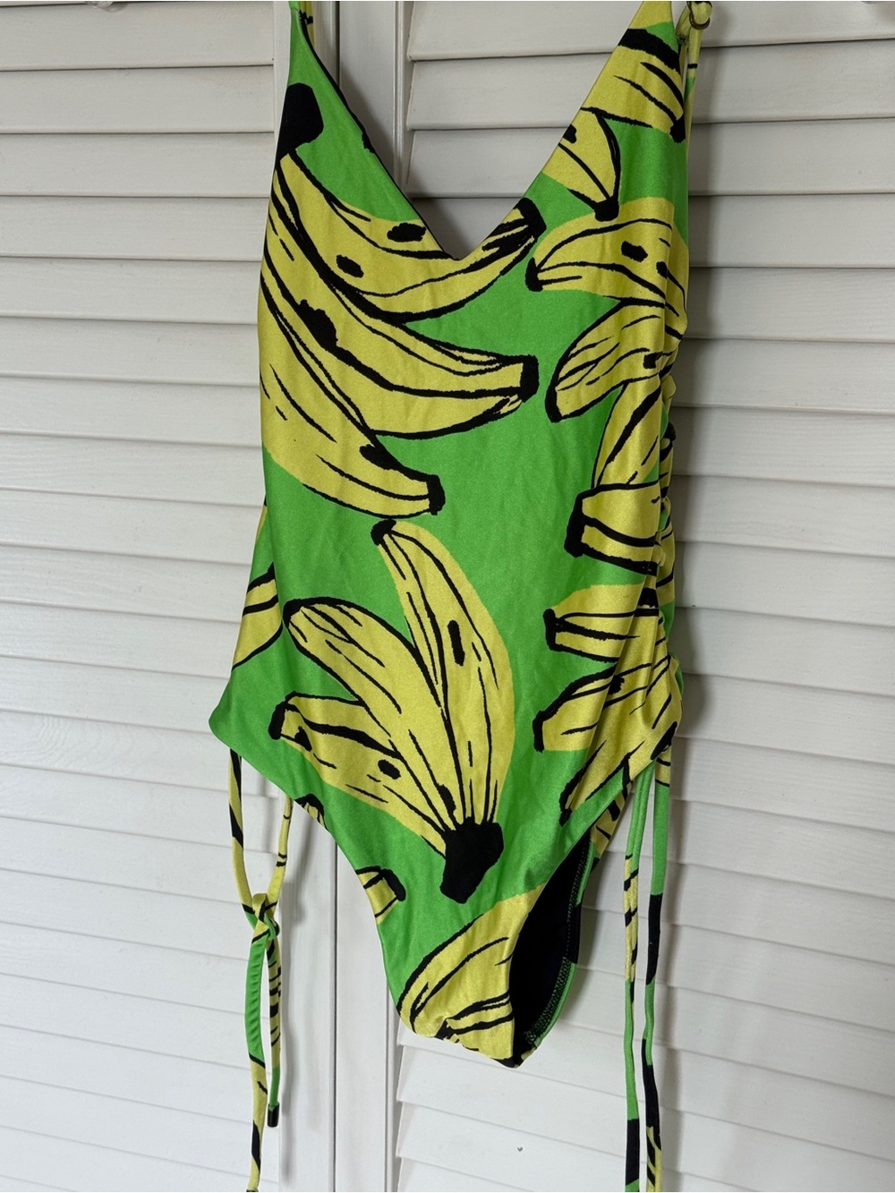 FARM Rio Banana Verde Swimsuit - Picture 4 of 11